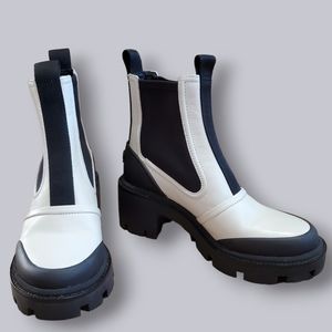 Brand New Tory Burch Chelsea Lug Boots Ivory Black